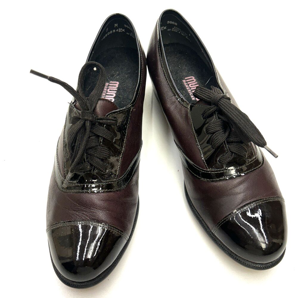 Munro American W's 9M Shoes Cap Toe Plum Raisin Colored Lace Up Casual Retired